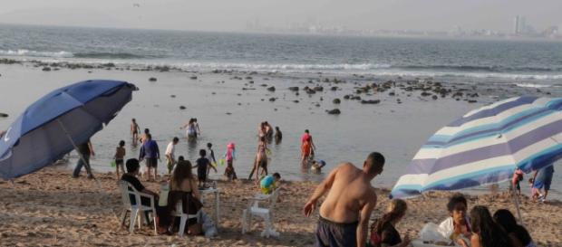 En pleno recreo la población de Mazatlan el último día del año. En pleno recreo la población de Mazatlan el último día del año.