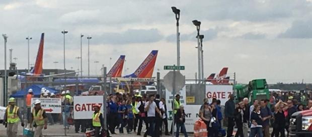 Etats-Unis : fusillade mortelle à l'aéroport de Fort Lauderdale ... - rfi.fr Etats-Unis : fusillade mortelle à l'aéroport de Fort Lauderdale ... - rfi.fr