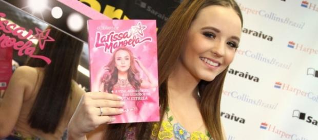 Larissa Manoela publicou um livro em 2016 (Foto: Arquivo) Larissa Manoela publicou um livro em 2016 (Foto: Arquivo)