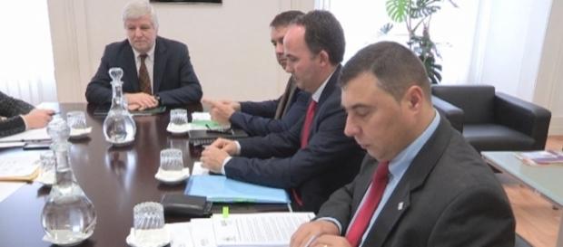 Secretário de Estado da Administração Interna, Jorge Gomes, reunido com a Associação Nacional de Bombeiros Profissionais. Secretário de Estado da Administração Interna, Jorge Gomes, reunido com a Associação Nacional de Bombeiros Profissionais.