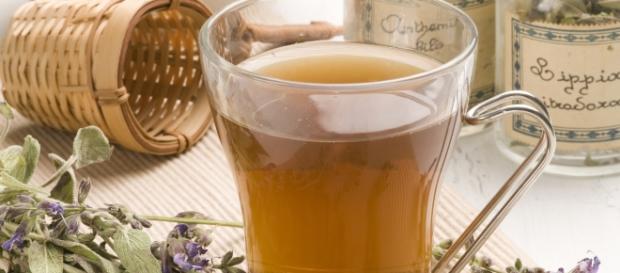 Vuole depurarsi con le tisane e finisce in ospedale Vuole depurarsi con le tisane e finisce in ospedale