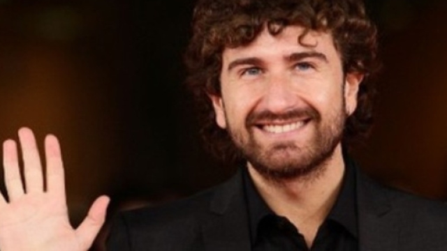 Alessandro Siani & Friends, lo spettacolo di beneficenza al Teatro ... - diariopartenopeo.it