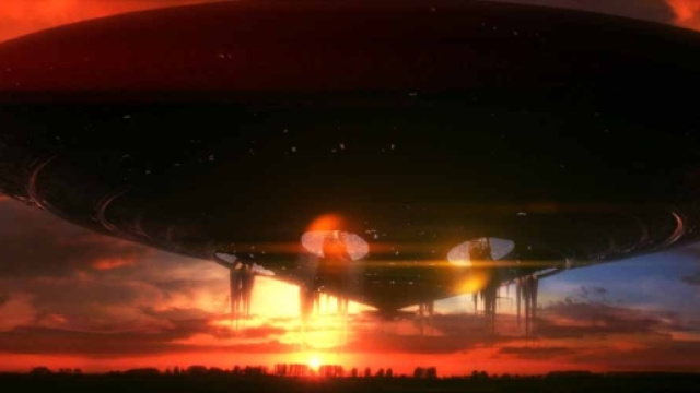 Alien Uprsing UFO 3 - cinefantastiqueonline.com