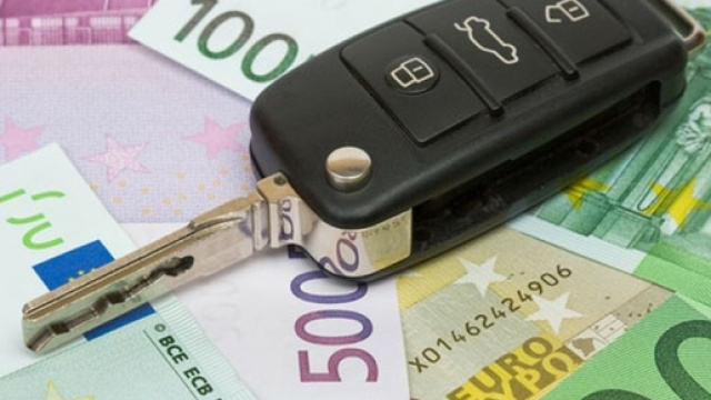 Prescrizione bollo auto, alcuni soggetti saranno esenti a causa della prescrizione.