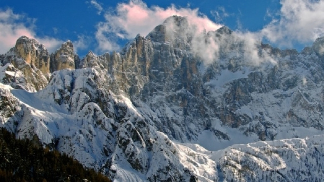 Neve, montagna e sci (Dolomiti)