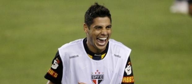 Cicinho disse que ainda pode jogar um ou dois anos em alto nível Cicinho disse que ainda pode jogar um ou dois anos em alto nível