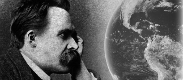 Nietzsche nunca imaginou, mas sua teoria do eterno retorno seria comprovada por um país: Brasil Nietzsche nunca imaginou, mas sua teoria do eterno retorno seria comprovada por um país: Brasil