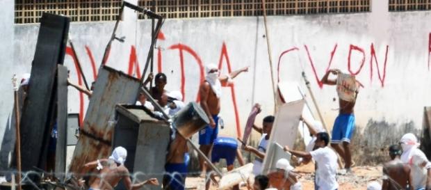 Presos em ação durante a última rebelião Presos em ação durante a última rebelião