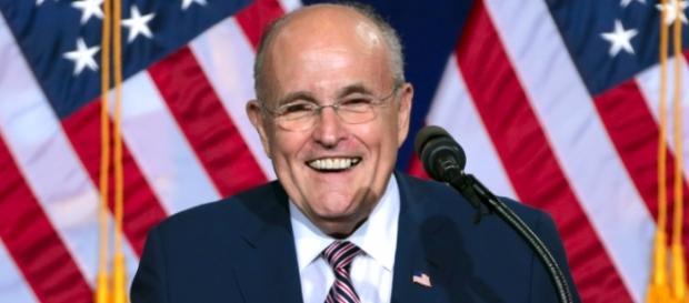 Rudy Giuliani stellte ebenso wie Julian Assange bei Fox einige Fakten klar. (Gage Skidmore / via Wikimedia Commons / CC BY-SA 2.0) Rudy Giuliani stellte ebenso wie Julian Assange bei Fox einige Fakten klar. (Gage Skidmore / via Wikimedia Commons / CC BY-SA 2.0)