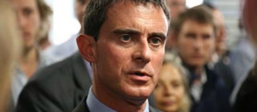 Manuel Valls - loi 49.3 - CC BY