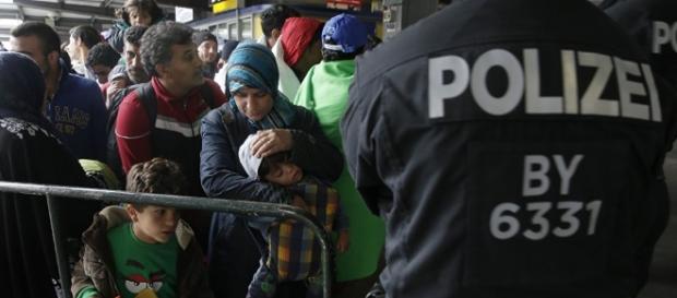 Die Polizei in Europa steht unter großem Druck. (Fotoverantw./URG Suisse: Blasting.News Archiv) Die Polizei in Europa steht unter großem Druck. (Fotoverantw./URG Suisse: Blasting.News Archiv)