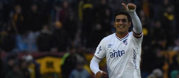 Internacional tenta a contratação do zagueiro Diego Polenta (Reprodução/Diário As) Internacional tenta a contratação do zagueiro Diego Polenta (Reprodução/Diário As)