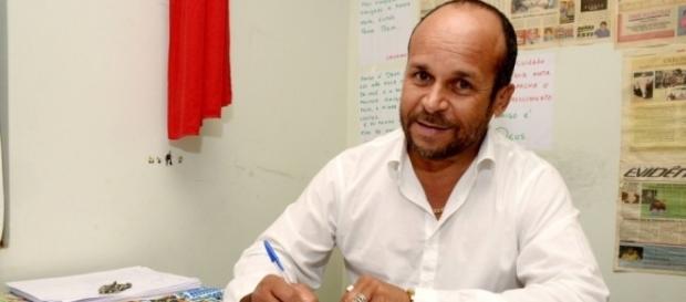Carlinhos Vidente fala sobre a morte de Teori Zavascki Carlinhos Vidente fala sobre a morte de Teori Zavascki