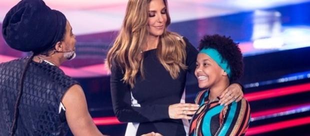 Imagem: Carlinhos Brown, Ivete e a candidata Franciele Fernanda Imagem: Carlinhos Brown, Ivete e a candidata Franciele Fernanda