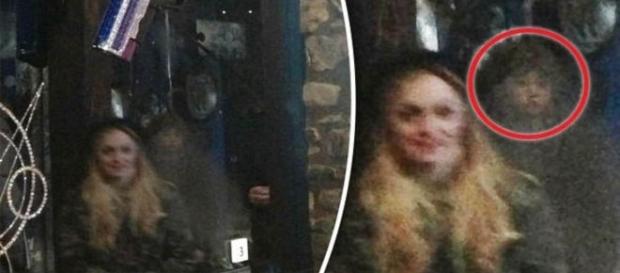 Ryan acredita que o espírito na foto representa o príncipe assassinado Edward V. Clique na imagem para ampliá-la (Mercury) Ryan acredita que o espírito na foto representa o príncipe assassinado Edward V. Clique na imagem para ampliá-la (Mercury)