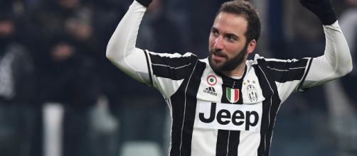 Juventus - Bologna 3-0: doppietta Higuain e gol di Dybala