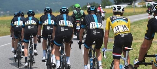 Lo squadrone del Team Sky sarà di 28 corridori e non 29