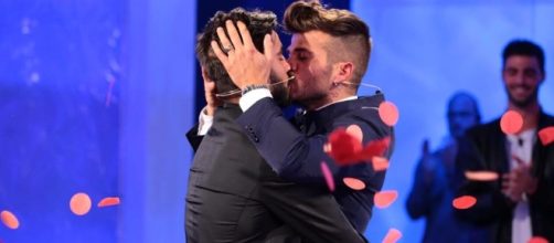 Uomini e Donne, dalle emozioni del Trono Gay al futuro | Notizie365 - notizie365.com