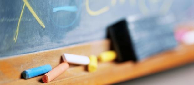 A educação liberta aqueles que estão aprisionados A educação liberta aqueles que estão aprisionados