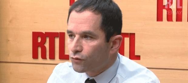 Benoît Hamon voudrait que les électeurs, par pétition débouchant sur un référendum, puisse sanctionner les lois Benoît Hamon voudrait que les électeurs, par pétition débouchant sur un référendum, puisse sanctionner les lois