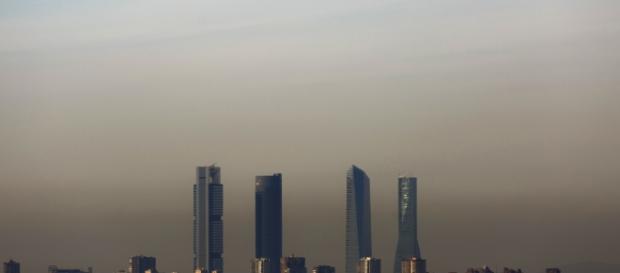 Contaminación en el cielo de Madrid Contaminación en el cielo de Madrid