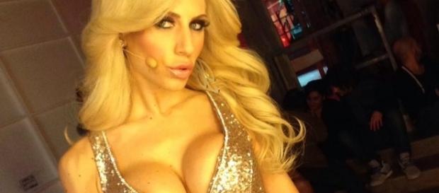 Gossip news Uomini e Donne, lunedì 9 gennaio 2017: Paola Caruso smentisce relazione con Luca Rufini Gossip news Uomini e Donne, lunedì 9 gennaio 2017: Paola Caruso smentisce relazione con Luca Rufini