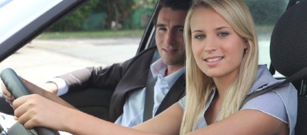 Na Holanda, já é possível trocar sexo por aulas de condução Na Holanda, já é possível trocar sexo por aulas de condução