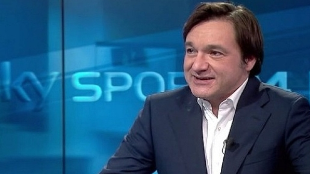 Duro attacco di Fabio Caressa al colpo Gagliardini