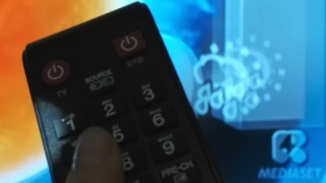 Guida ai programmi tv su Mediaset e Rai martedì10 gennaio 2017