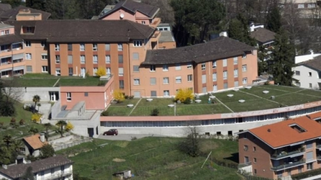 Indagano su caso di malasanità: giornalisti denunciati dalla clinica Sant'Anna di Sorengo