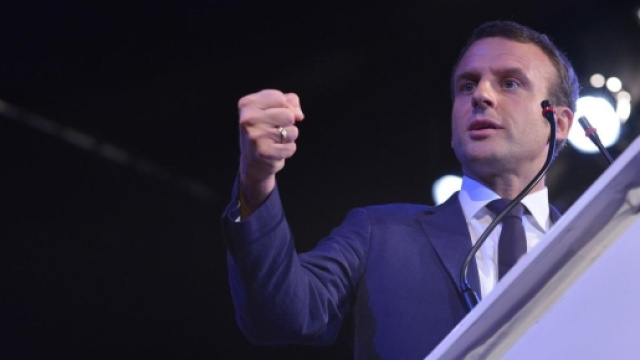 Macron en campagne pour étouffer la primaire des socialistes - lefigaro.fr
