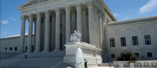 U.S. Supreme Court Returns For New Term [YouTube/Wochit News screencap]