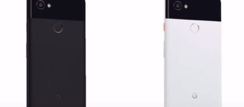 Pixel 2 & Pixel 2 XL - YouTube/Android Authority Channel