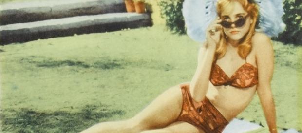 Lolita di Nabokov (qui il film di Kubrick) è ispirato a un racconto di Salvador Dali? Lolita di Nabokov (qui il film di Kubrick) è ispirato a un racconto di Salvador Dali?