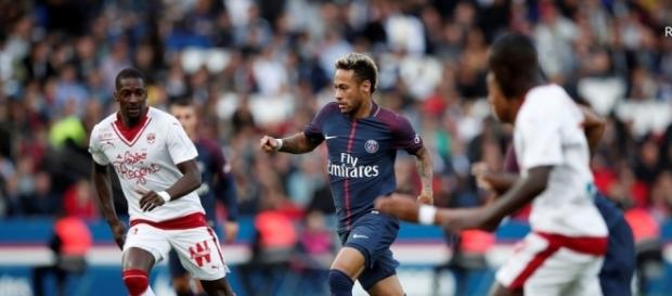 Neymar marcó un doblete en la goleada del PSG (Twitter - Azteca Noticias) Neymar marcó un doblete en la goleada del PSG (Twitter - Azteca Noticias)