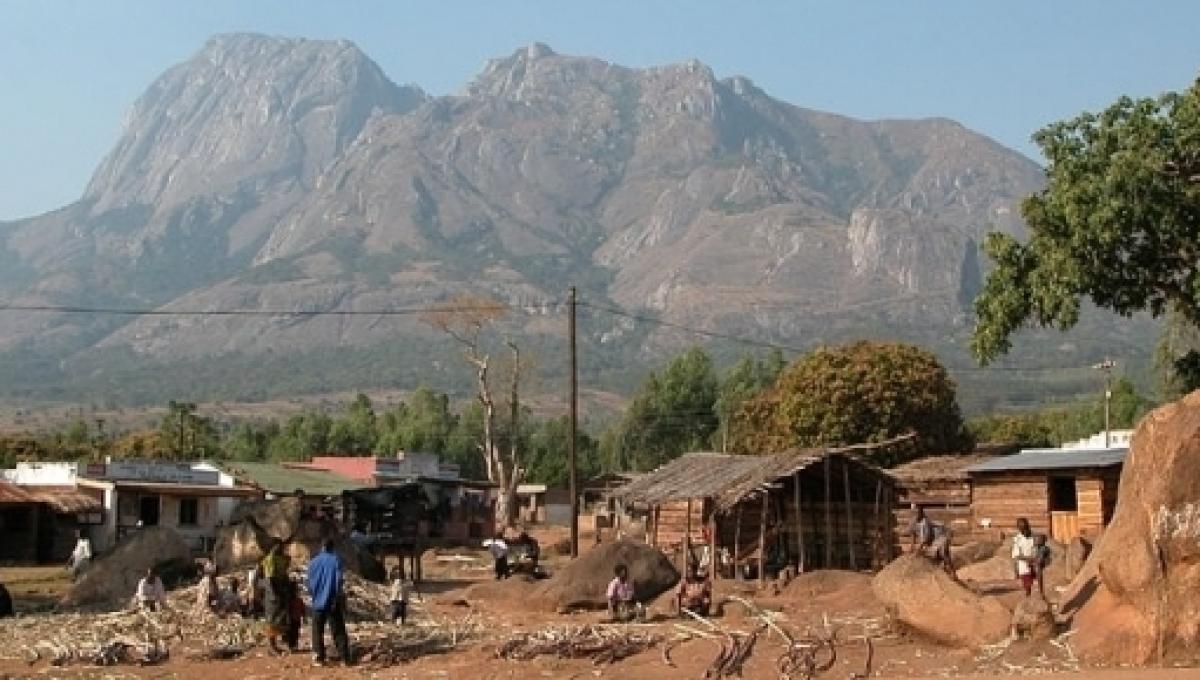 Rumors Of Vampires Prompt United Nations And Us To Pull Staff From Malawi