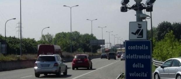 Autovelox: in arrivo in via Palmanova il primo di sette nuovi rilevatori| Imprese Lavoro - imprese-lavoro.com Autovelox: in arrivo in via Palmanova il primo di sette nuovi rilevatori| Imprese Lavoro - imprese-lavoro.com