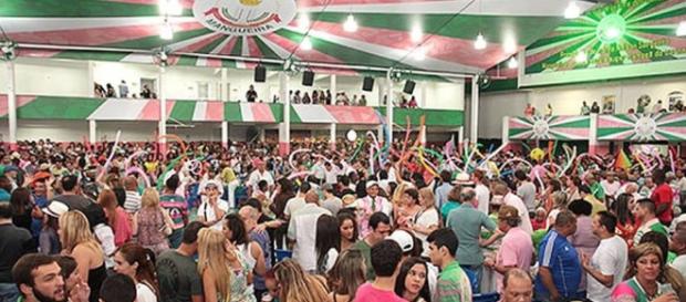 Final na Estação Primeira de Mangueira agitou o fim de semana Final na Estação Primeira de Mangueira agitou o fim de semana