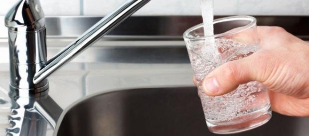 Gdzie szukać naturalnych napojów izotonicznych? (foto: onet.pl) Gdzie szukać naturalnych napojów izotonicznych? (foto: onet.pl)