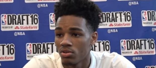 Last season, Dejounte Murray averaged 3.4 points, 1.1 rebounds and 1.3 assists -- DraftExpress via YouTube Last season, Dejounte Murray averaged 3.4 points, 1.1 rebounds and 1.3 assists -- DraftExpress via YouTube
