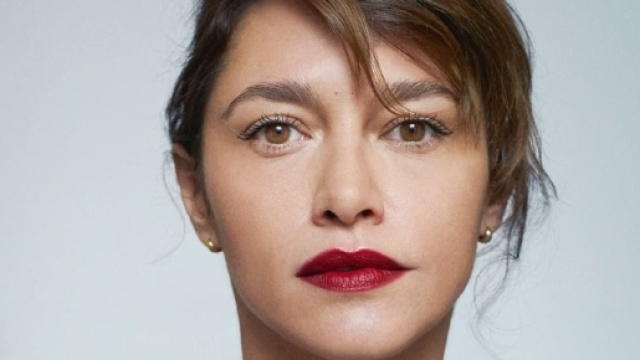 &agrave;-t&ecirc;te avec Emma de Caunes - journaldesfemmes.com