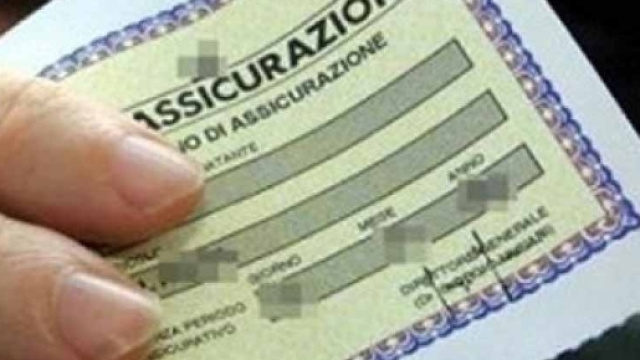 Allarme truffa su Rc Auto lanciato dall'Ivass