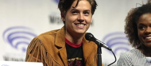 Cole Sprouse portrays Jughead Jones on the show. (image by Gage Skidmore/Flickr).