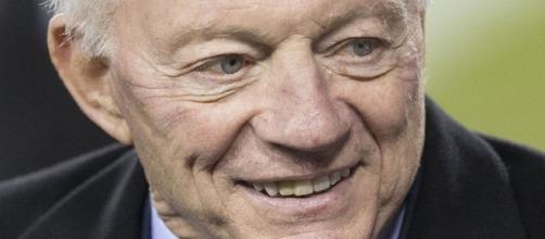 Jerry Jones has done too much. Image via Keith Allison/Wikimedia Commons