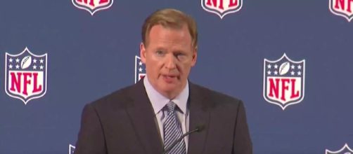 Goodell thinks that everyone should honor the country and its military by standing during the anthem. [Image via Wochit News/YouTube screencap]