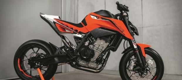 KTM 790 Duke Prototype - Super Moto Tecnica - supermototecnica.com KTM 790 Duke Prototype - Super Moto Tecnica - supermototecnica.com