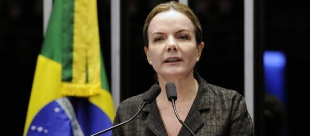 Gleisi Hoffmann é Presidente do PT Gleisi Hoffmann é Presidente do PT