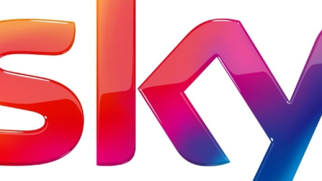 Sky e Mediaset Premium: rischio carcere e multe salate per chi viola i codici.