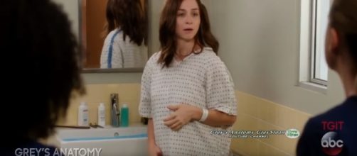 Amelia isn't certain about her tumor in 'Grey's Anatomy' [Image via ABC/Youtube screecap]