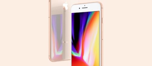 iPhone 8, l'idea della Apple potrebbe rivoluzionare il mercato della telefonia